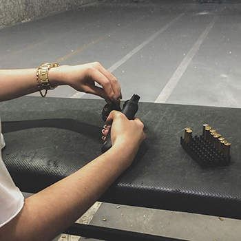 Manuseio de arma de fogo em Tanque Grande - Guarulhos